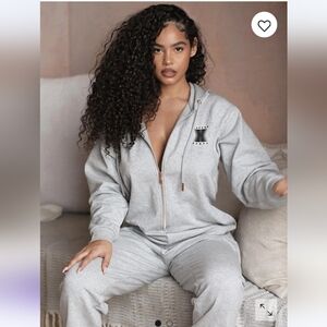 Like New Gray Forever Savage Hooded Onesie(L)